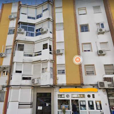 6,66% de propiedad y 3,33% de nuda propiedad de la vivienda sita en Sevilla en la Avda. Pino Montano, 126, planta 1, puerta C. FR: 238532. RP: nº5 de Sevilla.